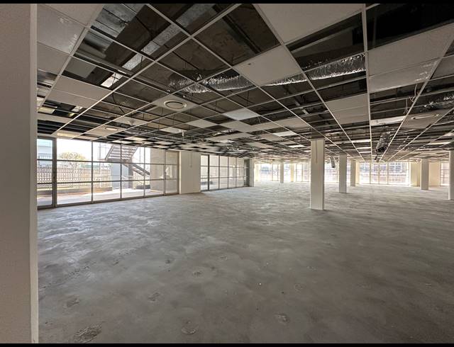 390.10M² OFFICE TO LET IN ECO PARK ESTATE